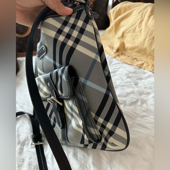 EUC!Burberry blue label shoulder/crossbody bag! Great condition! - Picture 10 of 15
